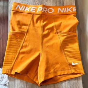 Nike pro dry fit shorts XS